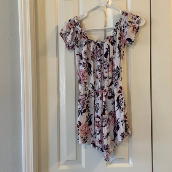 Kendall & Kylie romper - Picture 4 of 4